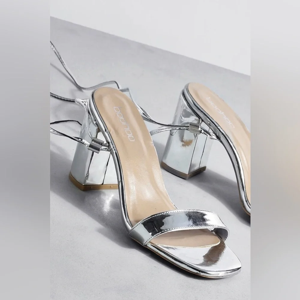 Women’s lace up silver, high heels, Size 7/7.5 - Picture 3 of 7
